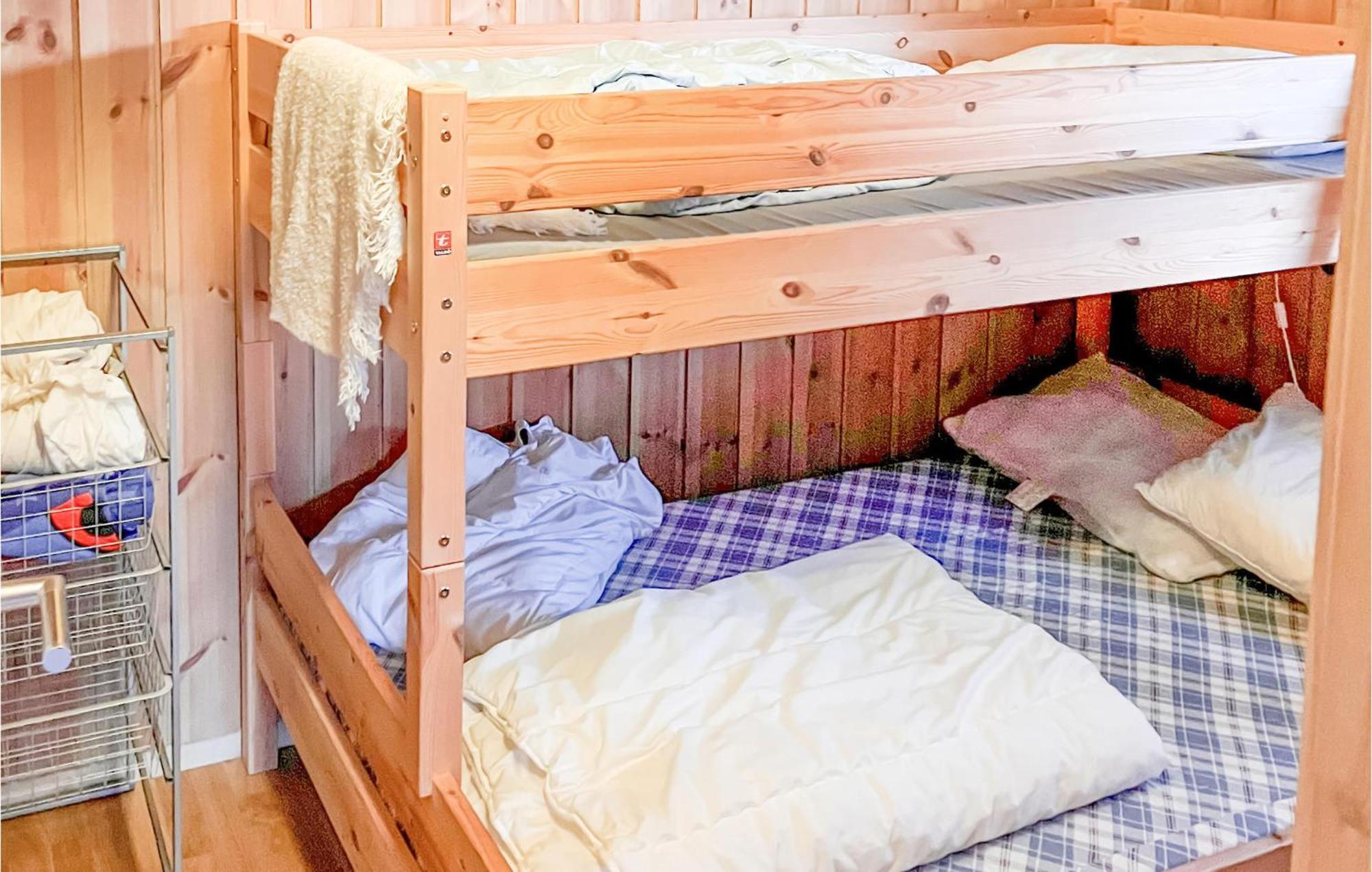 4 Bedroom Stunning Home In Melandsj Melandsjøen Exterior foto